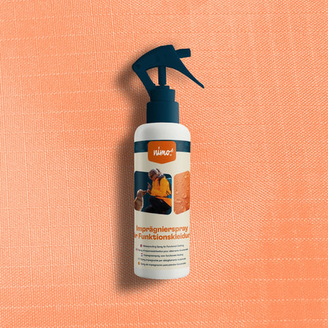 Waterproofing spray for functional clothing