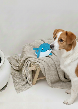 BUDDY. Hundespielzeug aus Leder "Wal"