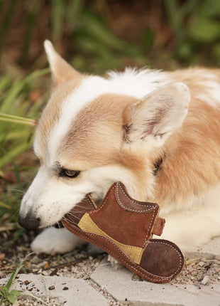 BUDDY. Hundespielzeug aus Leder "Cowboyhut"