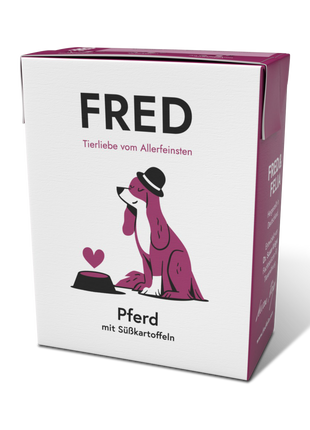 Pferd mit Süßkartoffeln