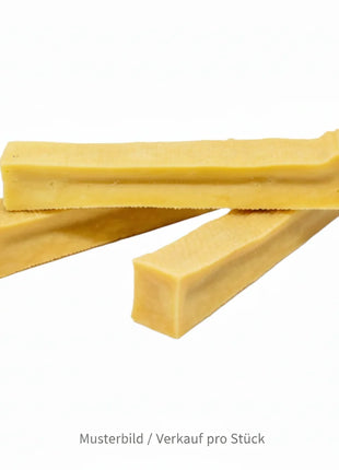 Käsekauknochen aus schmackhaften vegetarischer Hartkäse von Dauerkauer