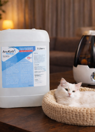 Katzenurin Geruch entfernen – AnoKath® Medical für Raum & Oberflächen