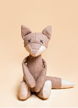 Kuscheltier FOXI der Fuchs mit Knisterohren und robustem Oekotex Stoff