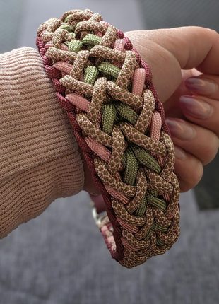 Handgemachtes Paracord-Hundehalsband „Rosé Sage“