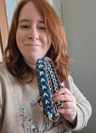 Handgemachtes Paracord-Hundehalsband „Ocean Mocha“