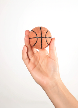 BUDDY. Hundespielzeug aus Schafwolle "Basketball"