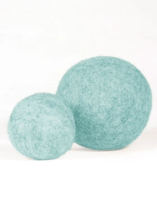 BUDDY. Hundespielzeug aus Schafwolle "Ball" - Mint